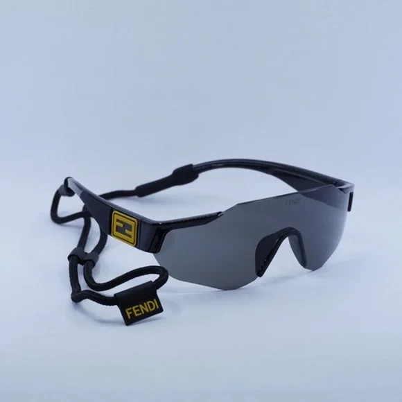 FENDI SUNGLASSES UNISEX FE40088U-Y 01A Shiny Black / Grey - Picture 5 of 5